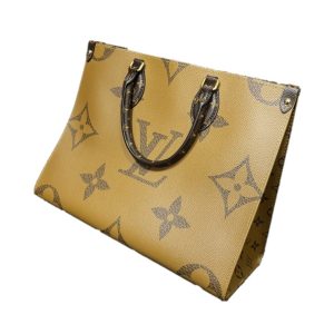 ルイヴィトン　Louis Vuitton　モノグラム　オンザゴーMM